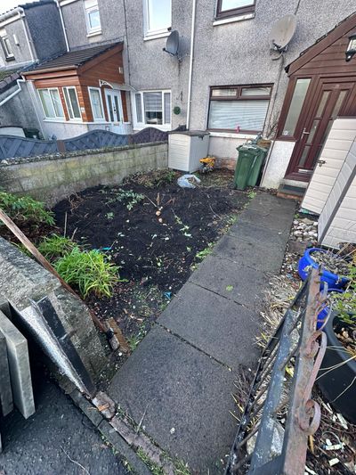 Before: Front garden gravelling with edging, Broughty Ferry